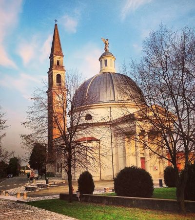 Manutenzione della cupola della chiesa parrocchiale di San Michele di Piave.