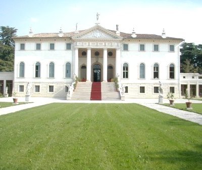 Restauro conservativo di Villa Corner a Cavasagra