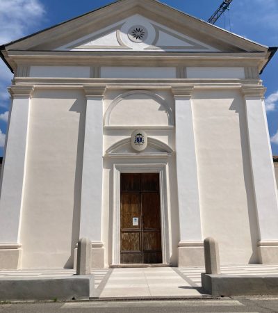 Restauro e risanamento conservativo delle facciate della chiesa parrocchiale e del campanile di Spineda di Riese Pio X (TV).